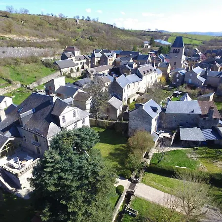 Les Distinguees - L Ayral