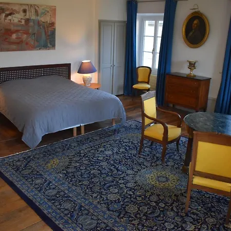 Les Distinguees - L Ayral * Gaillac-d'Aveyron