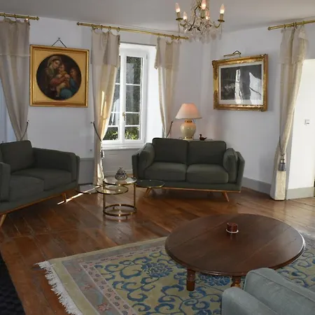 Les Distinguees - L Ayral Дом отдыха Gaillac-d'Aveyron