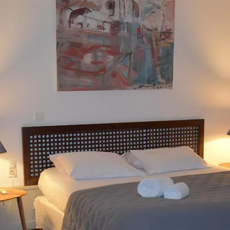 Les Distinguees - L Ayral * Gaillac-d'Aveyron